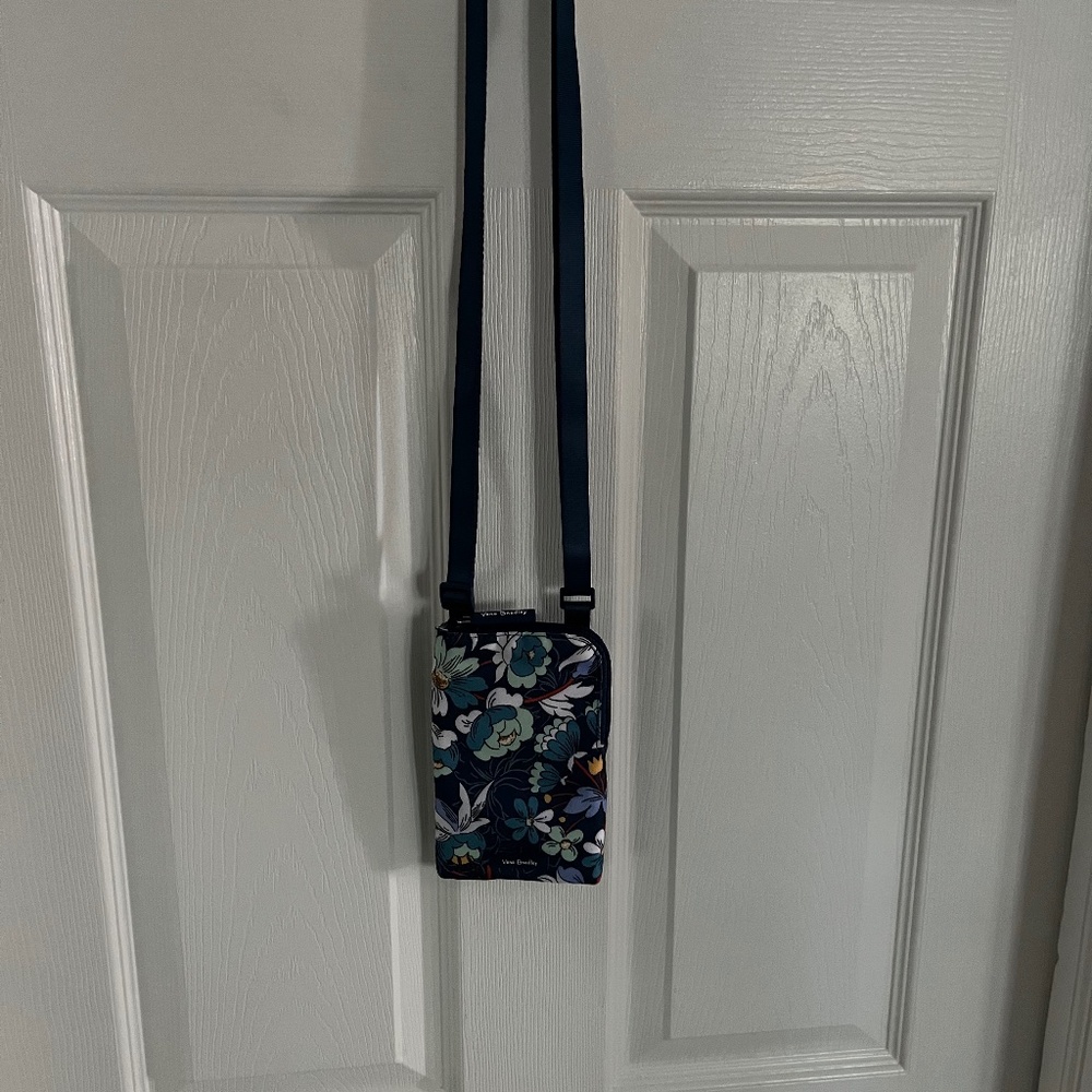 Vera Bradley Lighten Up RFID Mini Cellphone Crossbody
